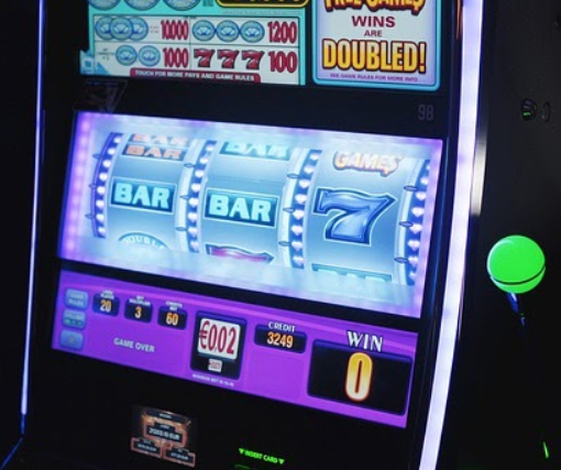 I temi delle slot machine: dallo sport al cinema