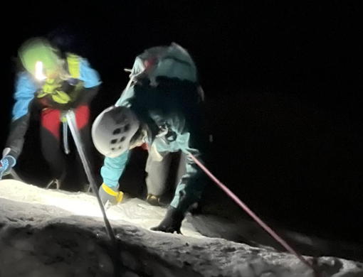 soccorritori in montagna