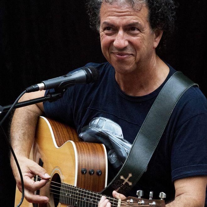 Mimmo Cavallo si esibirà dal vivo a Casellette sabato 20 Luglio a “Viva la Puglia” in piazza Cays