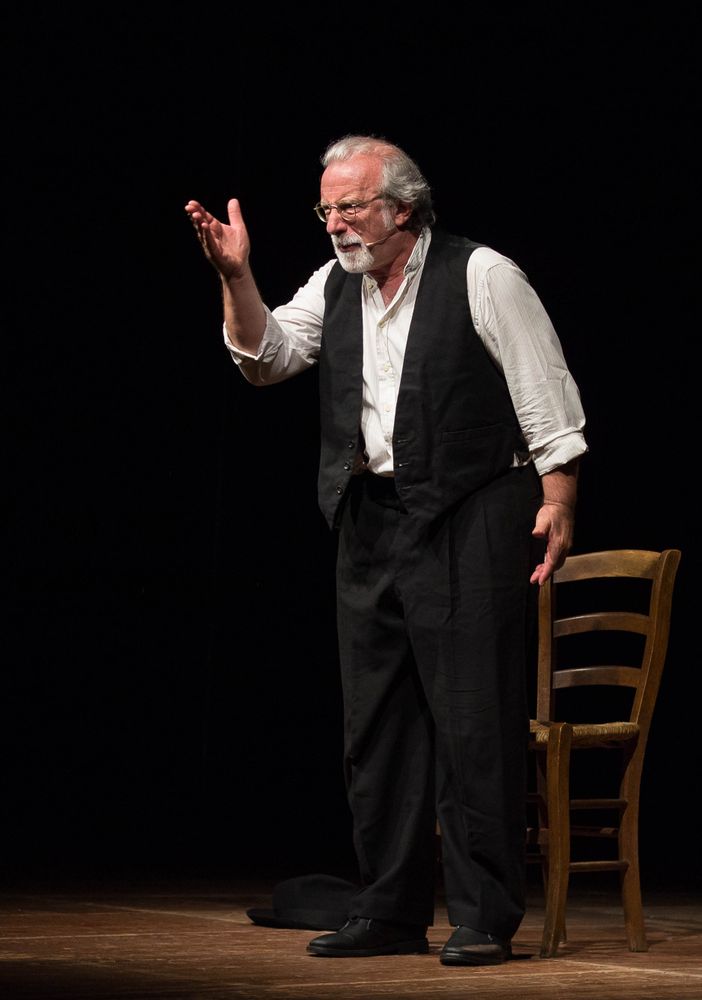 Roberto Anglisani al nuovo Teatro San Carlo di Casalborgone