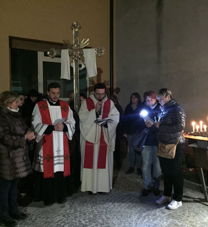 &quot;Una via Crucis per le persone che soffrono&quot;