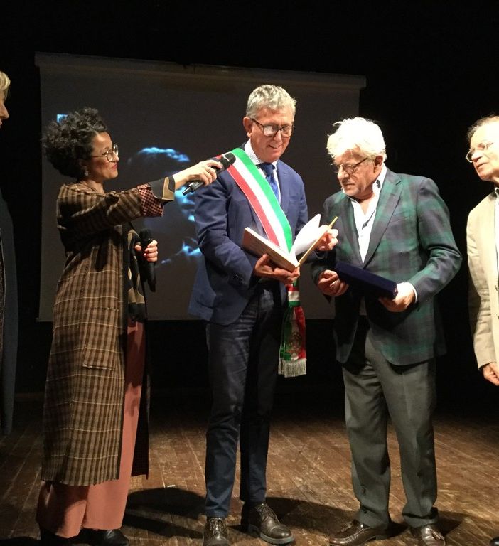 Un libro sui Nocciolini di Chivasso