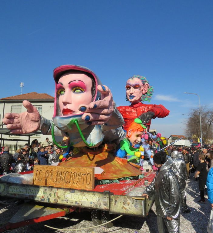 A Settimo un Carnevale di mille colori (GALLERIA FOTOGRAFICA)