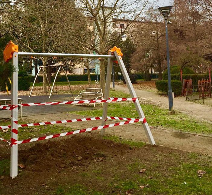 Giochi accessibili a tutti nei parchi  e nelle aree verdi della città