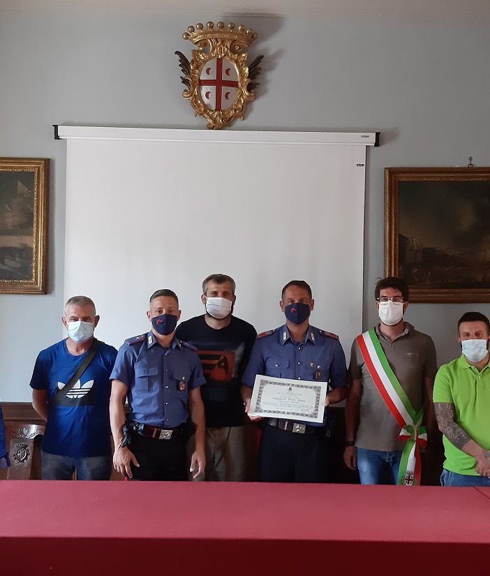 La consegna dell'Encomio