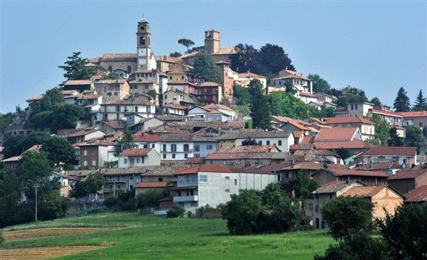 Montiglio Monferrato, grande successo per la Fiera del Tartufo