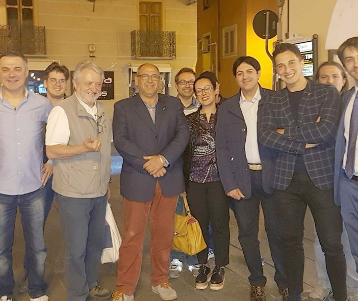 Gavazza con i membri della sezione di Chivasso