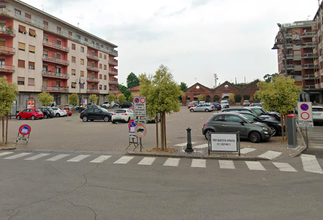 Piazza Garibaldi a Crescentino (foto d'archivio)