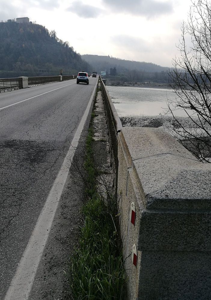 Il ponte che collega Verrua Savoia a Crescentino