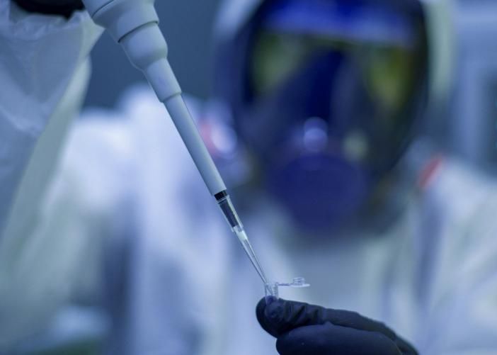 La catena del freddo piemontese che &quot;protegge&quot; il vaccino anti-Covid: come funziona [VIDEO]