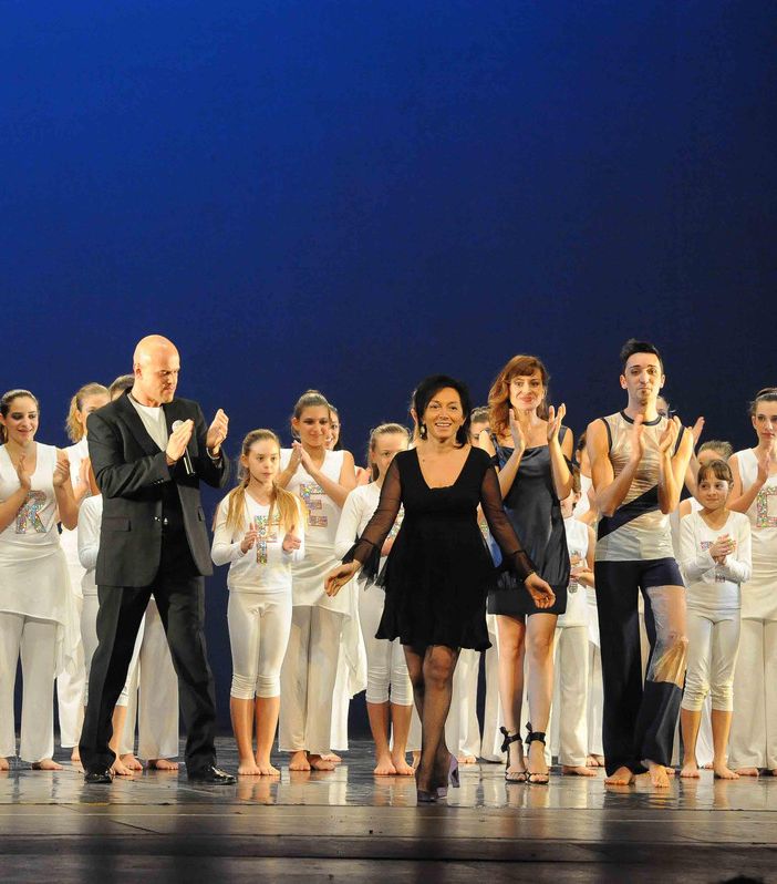 Nichelino, “Co-Mete” al Teatro Superga: Adriana Cava Dance Company e la Pirouette unite nella poesia della danza