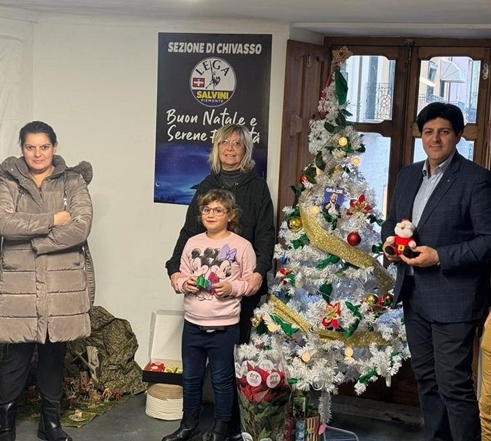Presepe e albero di Natale nella sede Lega di Chivasso