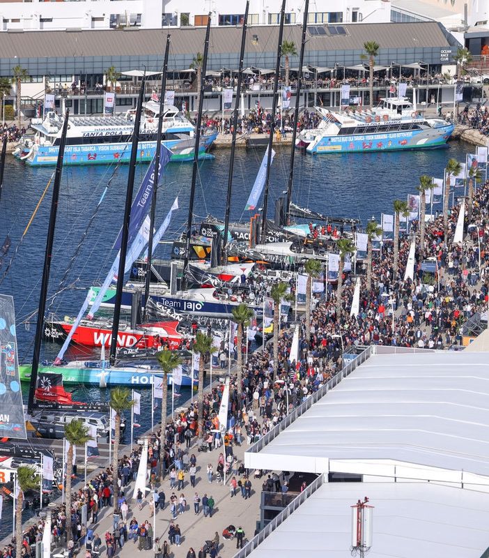 Avvio record per The Ocean Race, ad Alicante oltre 300.000 visitatori all’Ocean Live Park. Grande successo per il Pavilion di Genova