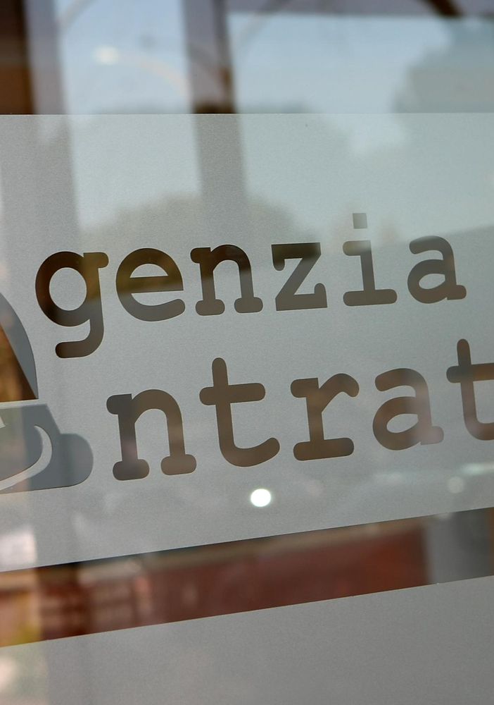 Coronavirus, ecco i servizi &quot;a distanza&quot; dell'Agenzia delle Entrate: dal codice fiscale alla tessera sanitaria