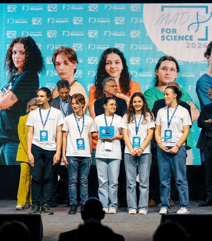 Mad for Science: il Liceo scientifico Newton di Chivasso si aggiudica il 3° premio