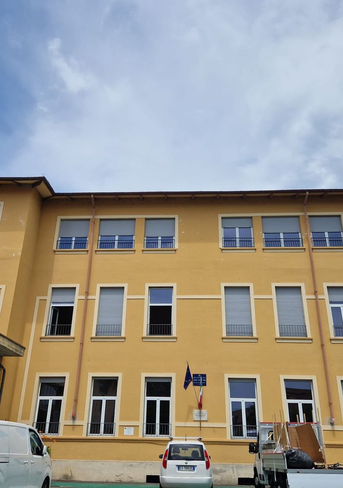 Chivasso si tira a lucido per l’inizio della scuola: lavori agli edifici e nelle aree gioco