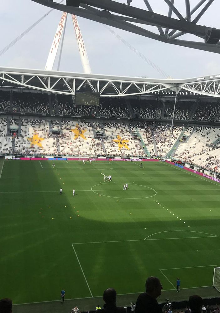 Sport, Green Pass obbligatorio per entrare negli impianti sportivi: capienza al 50% in zona bianca