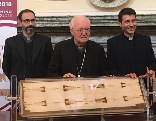 L'annuncio di Nosiglia: &quot;Per la vigilia di Pasqua Ostensione 'virtuale' della Sindone&quot;