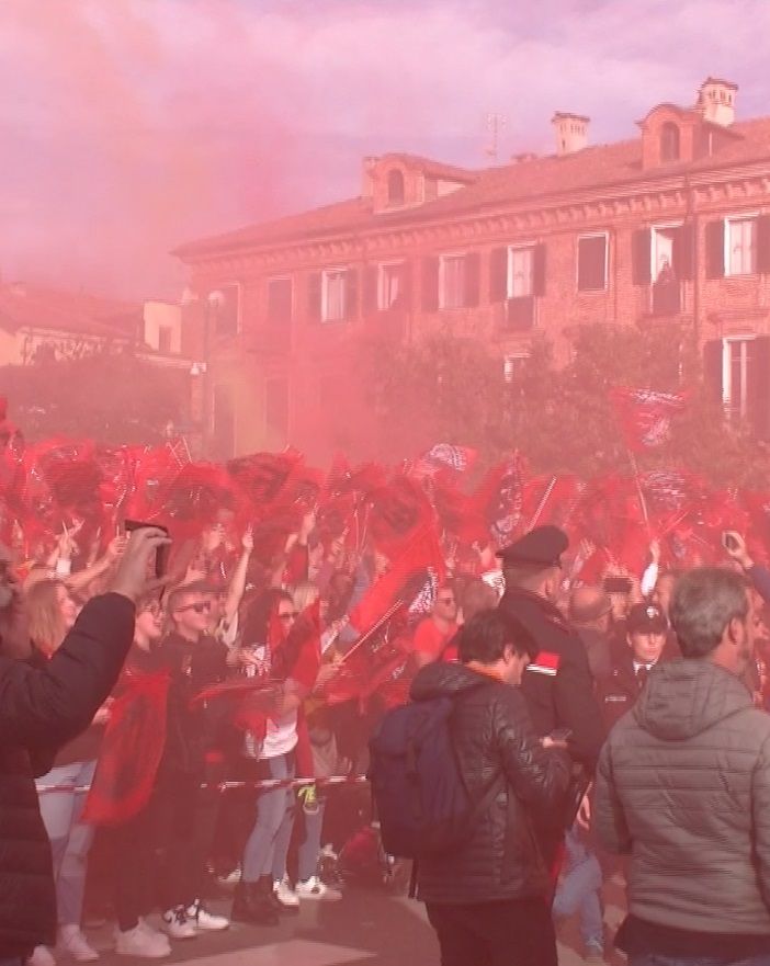 “Chivasso tifa Pecco”: maxischermo per seguire la gara di MotoGp di Valencia e sognare un bis del titolo