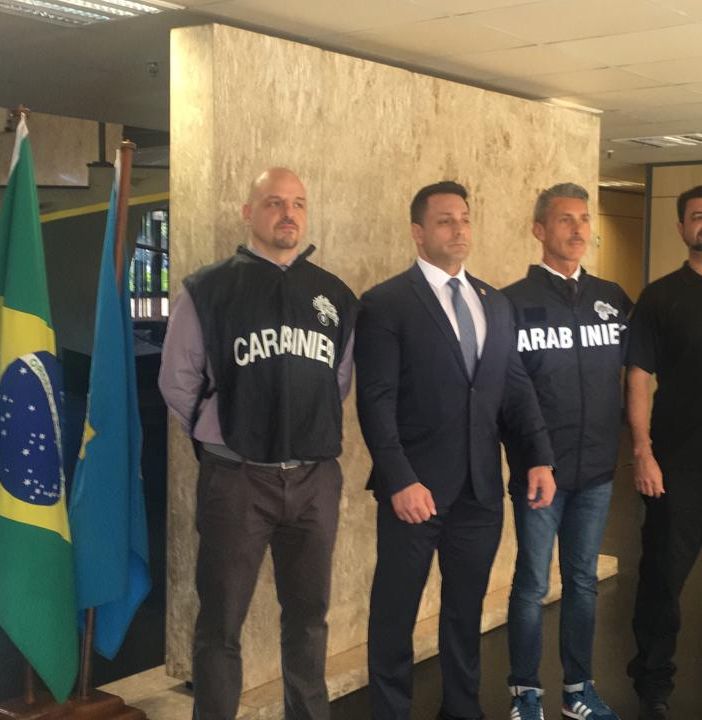 I boss del Canavese, padre e figlio, arrestati in Brasile: per loro l'accusa è di associazione a delinquere finalizzata al traffico internazionale di stupefacenti [VIDEO]