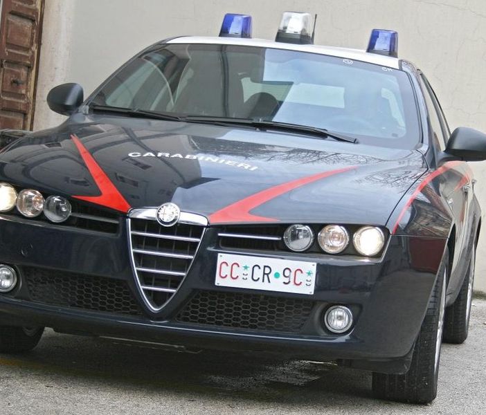 auto carabinieri
