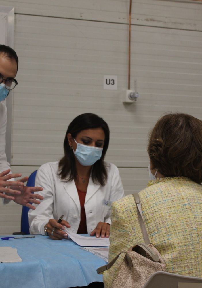 Covid, oggi vaccinate 17.651 persone: per 9.059 si è trattato della terza dose