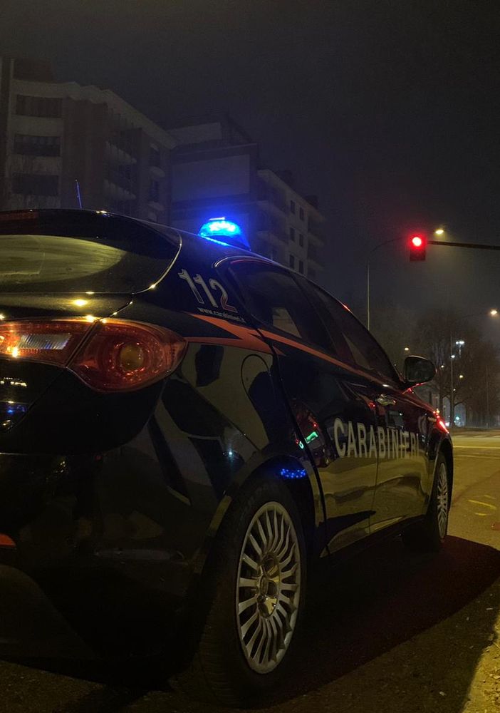 Ubriaco al volante, viene fermato dai Carabinieri: nei guai un torinese