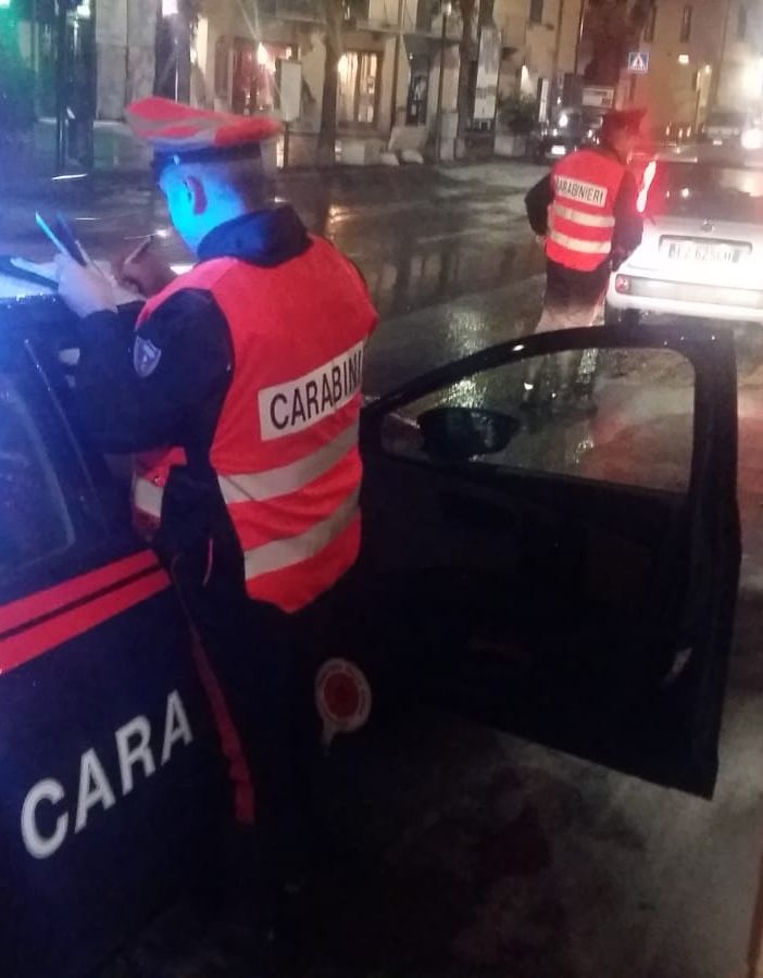 Aule allagate a Rivarolo Canavese, scuola media chiusa per atto vandalico