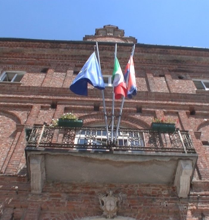 A luglio entra in vigore il Regolamento contro l’evasione dei tributi al Comune di Chivasso