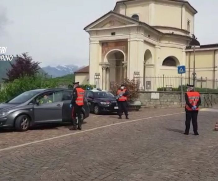 2 giugno, i carabinieri presidiano le località del Torinese dove si attendono più gite ed escursioni