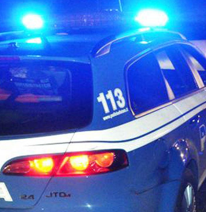 Chivasso, è caccia al pirata della strada che ha travolto uomo che si era fermato a prestare soccorso dopo un incidente