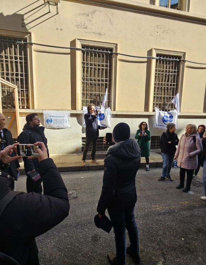 Il presidio di protesta guidato da Marco Cappato