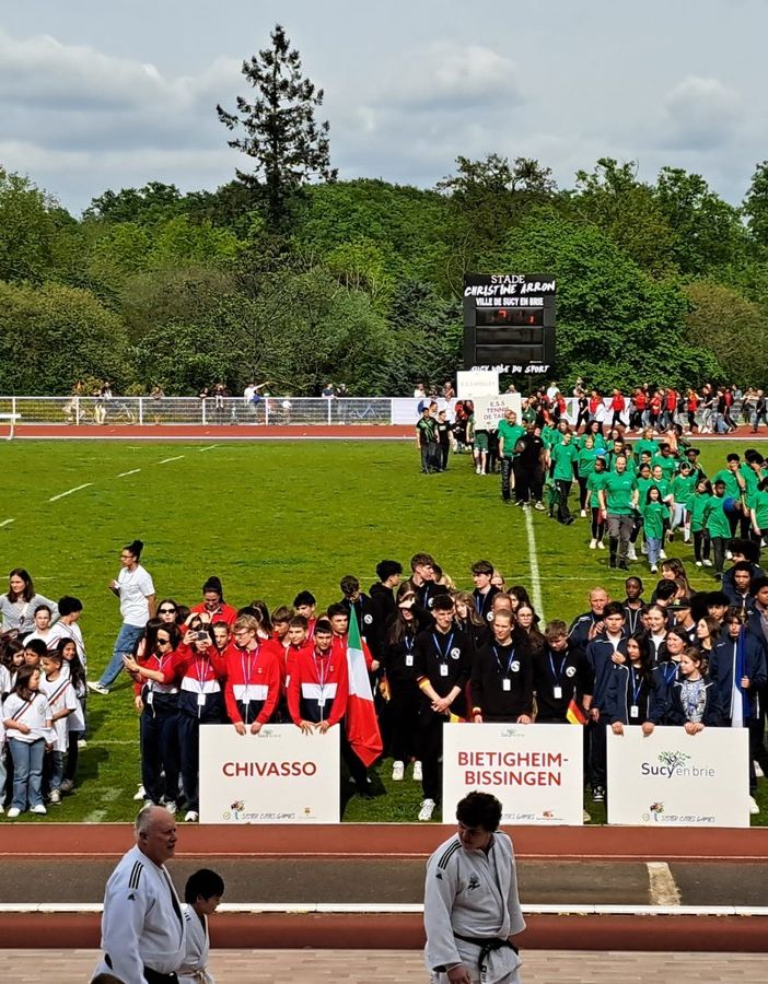 Una esperienza entusiasmante per i giovani chivassesi ai Sister Cities Games 2024