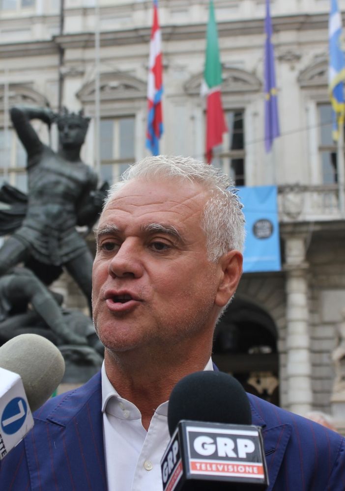 Forza Italia al bivio in Piemonte: tra possibili addii e candidati alle politiche, Zangrillo serra le fila