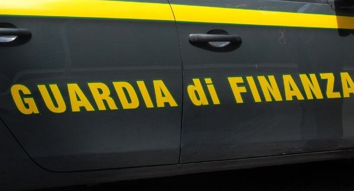 Emissioni inquinanti superiori a quelle previste dalla Ue: blitz della Gdf in alcune società del gruppo FCA