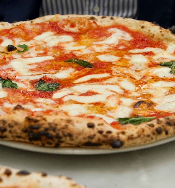 Addio a Domino's Pizza, l'azienda chiude i battenti anche nel Torinese