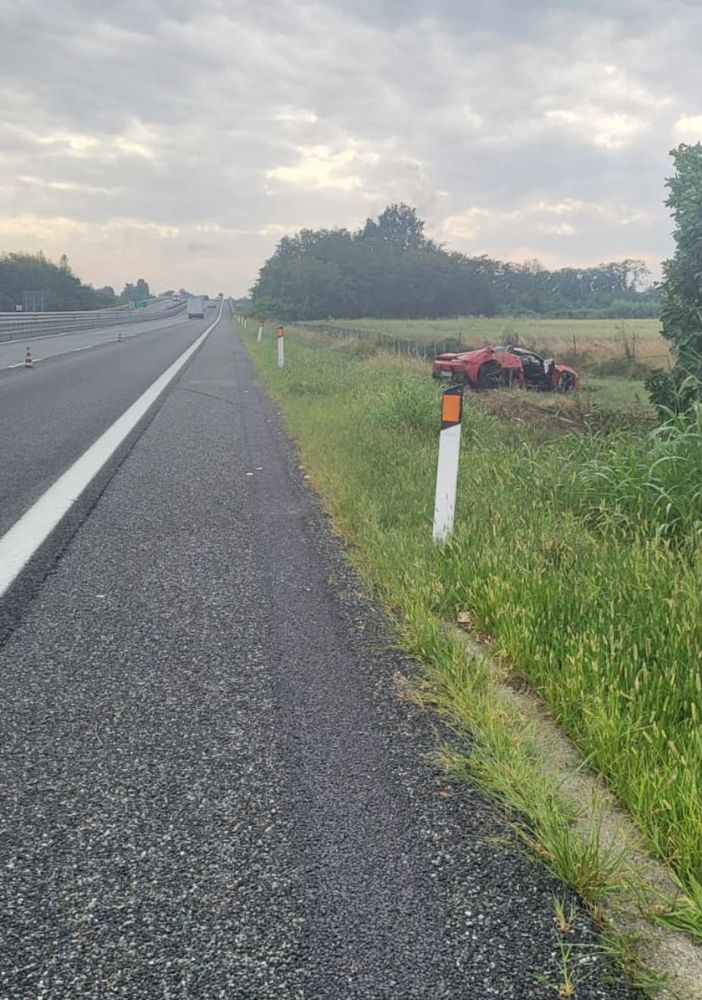 Incidente tra Volpiano e Settimo, auto esce fuori strada: una ferita in ospedale