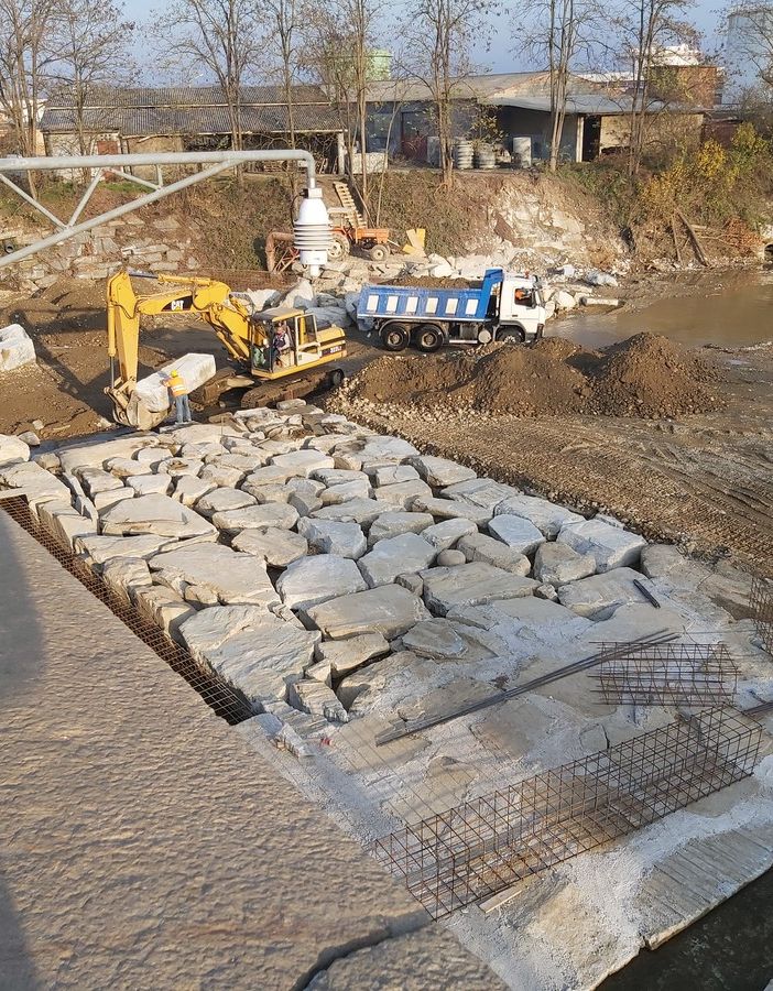 Entro la fine di novembre terminato l’intervento nell’alveo del torrente Malone a protezione del ponte sulla Sp. 220 “di Brandizzo”