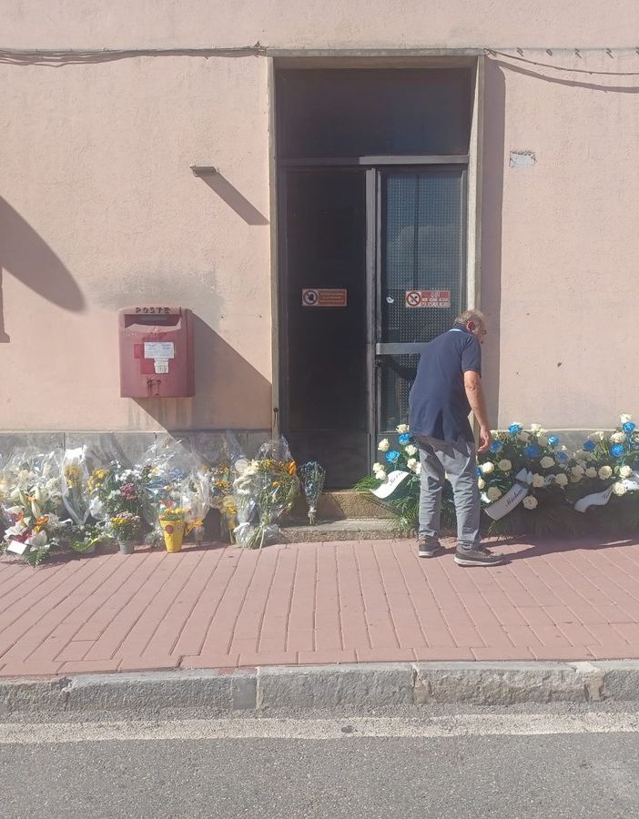 fiori per vittime brandizzo