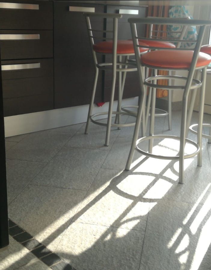 Zona Rossa, l'appello di Federmobili Torino: &quot;Noi chiusi, ma c'è chi fa il furbo: è immorale&quot;.