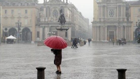 pioggia in piazza San Carlo