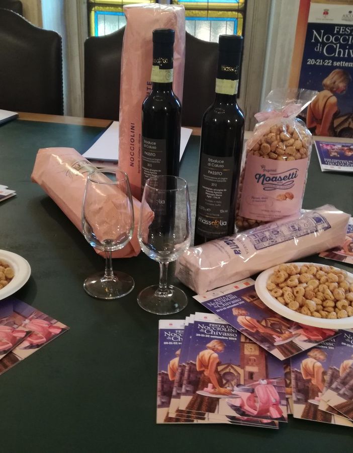 Chivasso fa rima con Nocciolini: torna la grande Festa del dolce tipico (VIDEO)