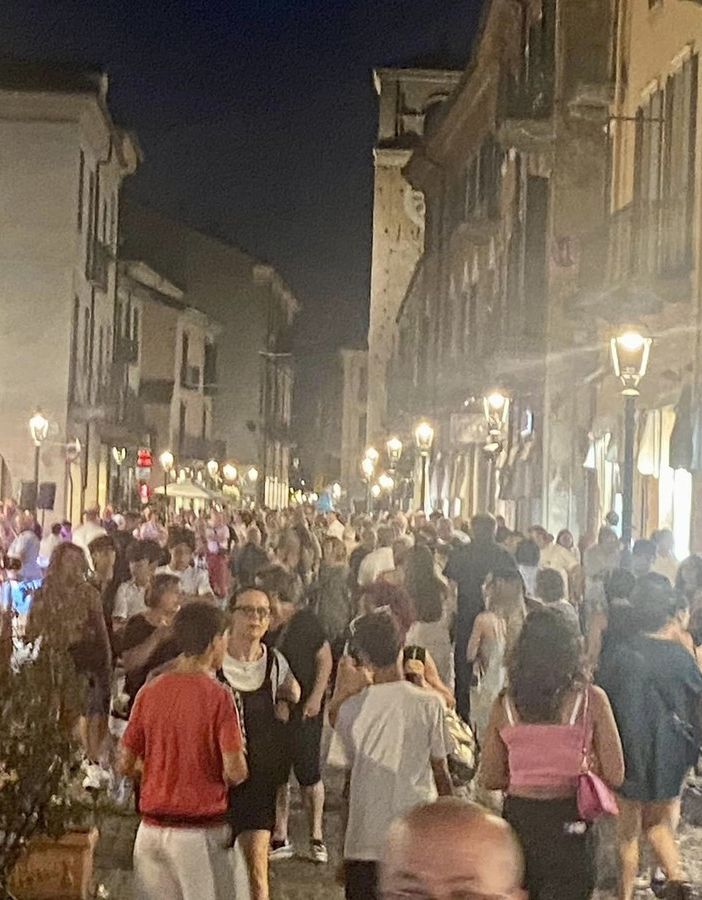 shopping sotto le stelle chivasso