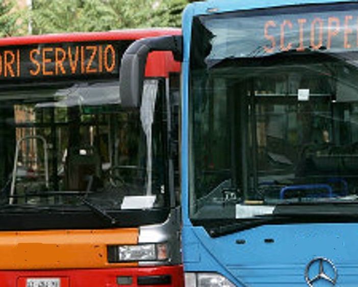Quattro ore di stop anche il servizio extraurbano, SfmA e Sfm1