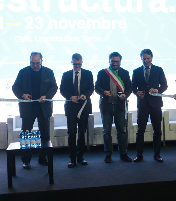 Restructura: all’Oval la tre giorni dedicata a edilizia, ristrutturazione e restauro