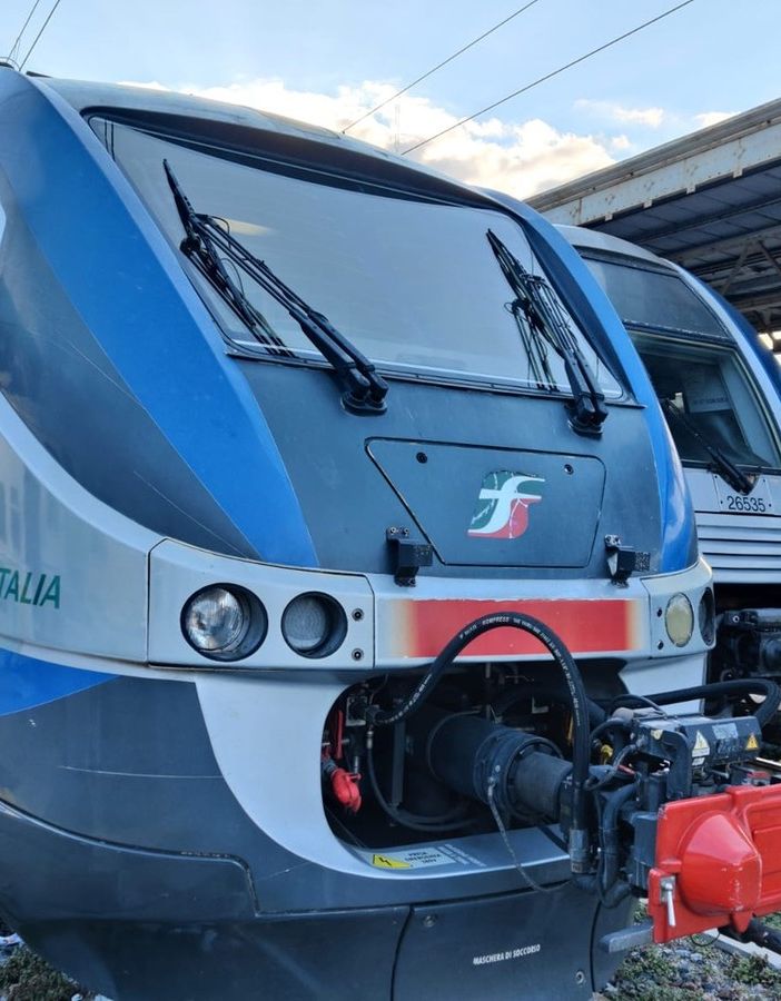 Guasto ad una linea elettrica, circolazione ferroviaria in tilt sulla Torino-Milano