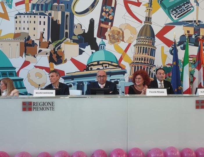 Un Piemonte in rosa contro il tumore al seno: al via gli screening per il 2024