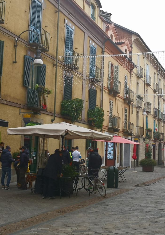 Da oggi il Piemonte torna in zona arancione: cosa diventa vietato e cosa è possibile fare