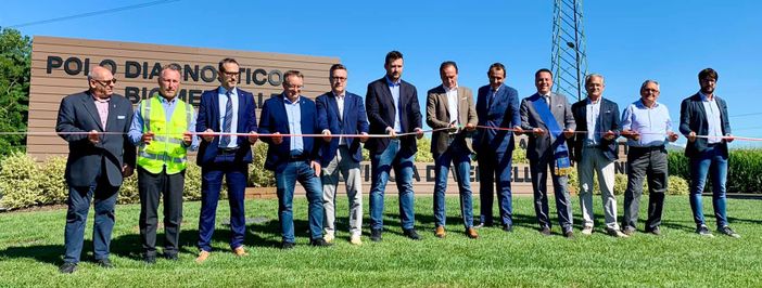 Inaugurata la nuova rotonda tra Saluggia e Crescentino: Gavazza chiede l'uscita dell'autostrada, Ferrero una pista ciclabile Inaugurata la nuova rotonda tra Saluggia e Crescentino: Gavazza chiede l'uscita dell'autostrada, Ferrero una pista ciclabile