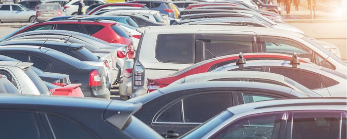 Torino ha imboccato la strada dell'ibrido, ma il parco auto è sempre più vecchio Torino ha imboccato la strada dell'ibrido, ma il parco auto è sempre più vecchio